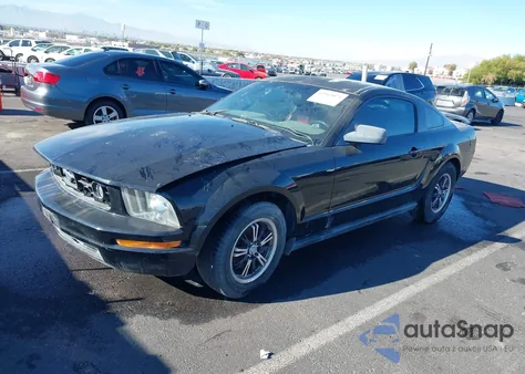 2005 Ford Mustang V6 Deluxe/V6 Premium from USA, damaged, VIN 1ZVHT80N455246190